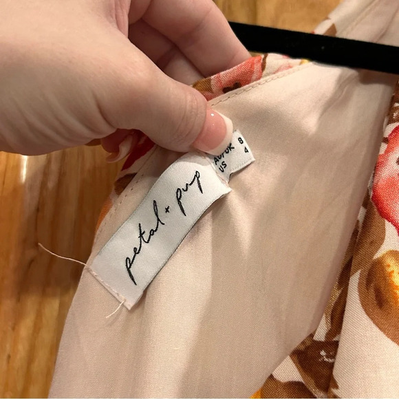 Petal & Pup Marietta Floral One-Shoulder Sundress Orange floral maxi size 4 - Picture 9 of 12